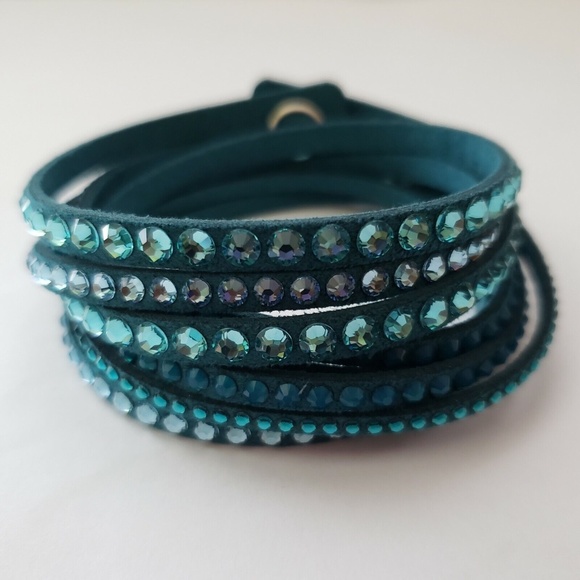 Swarovski Crystal Teal Wrap Bracelet - Picture 3 of 4